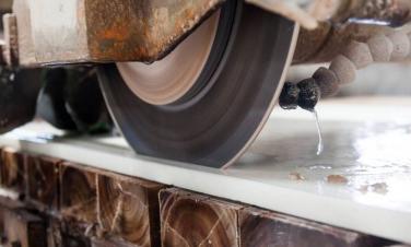 Causes of bridge stone cutter failure
